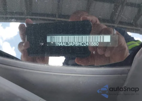 2017 Nissan Altima 2.5 S z USA, uszkodzony, nr VIN 1N4AL3AP8HC241880